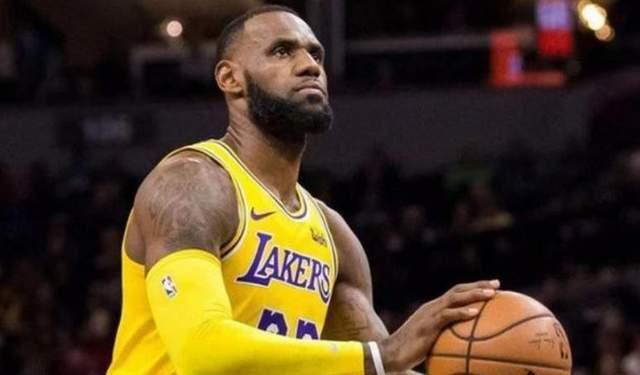 NBA中锋利排行榜（解析NBA历史上最具统治力的中锋，以及现役最为可怕的内线球员）
