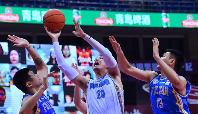 NBA球队实时排行榜（分析排行榜、竞争激烈程度和球队前景）