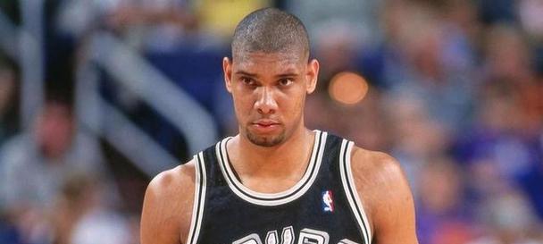NBA历史排行榜前30名（探索篮球史上最伟大的30位球员，并揭秘他们的成功秘诀）