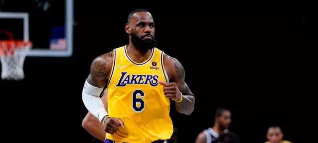 2019NBA得分排行榜（揭秘NBA2019赛季最出色的得分表现，以及背后的故事）