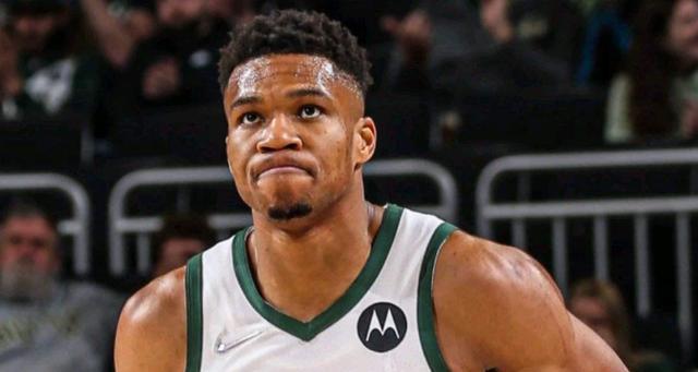 探索NBA现役冷门球星排行榜（发掘无名之辈，点燃职业生涯的火花）