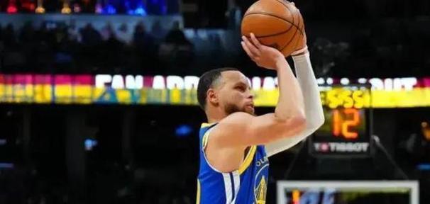 NBA历史上最伟大的控球后卫排行榜（探索传奇控卫们的统治力和技术水平）