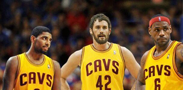 2017NBA三双排行榜揭晓（探秘当年NBA巅峰表现，助您重温经典时刻）