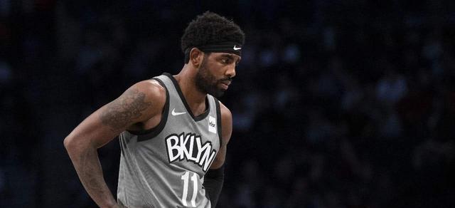NBA球员单场评价排行榜（以数据为依据，揭秘超级巨星们的精彩瞬间）