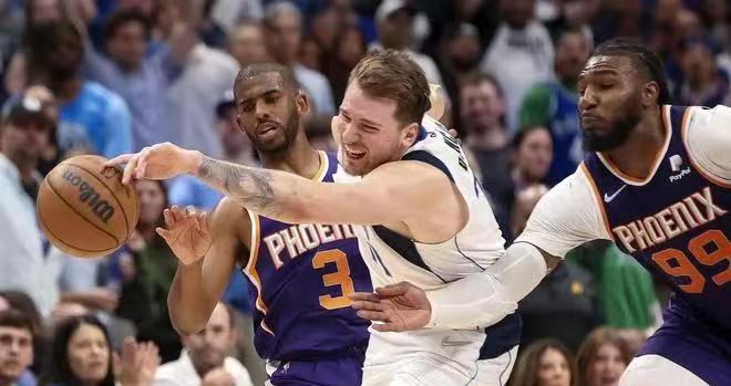 NBA球员控球能力排行榜（探寻NBA球员中谁是最具控球天赋的超级巨星）