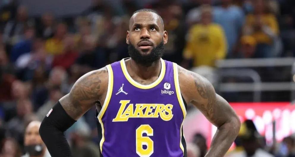 NBA单场得分纪录排行榜（一探世界顶级篮球联赛中最高得分记录的争夺）