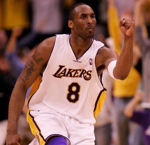 NBA球星招牌得分排行榜（探索篮球巨星的得分秘籍，争夺得分榜之巅）