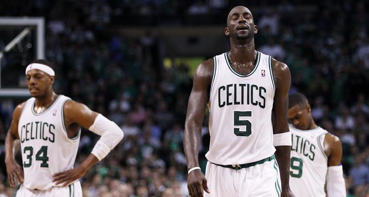 NBA球队垫底排行榜公布！（揭秘全球体育界最失意球队）
