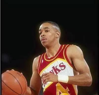NBA历史上最矮之人排行榜揭秘（探索NBA史上身高最矮的10位球员，挑战常规定义的巅峰表现）