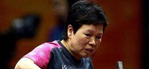 乒乓球老将们的传奇故事（回顾中国乒乓球历史老将们的辉煌岁月）