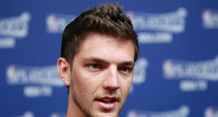 NBA现在帅哥排行榜2015（探索NBA赛场上最吸引人的颜值担当，揭秘篮球界的帅气明星们！）
