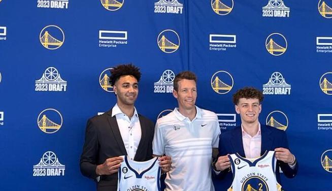NBA运球炉火纯青的15位超级球员（探索NBA历史上最出色的运球天才）