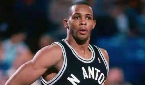 06年NBA场均得分排行榜（争夺最佳得分手，KobeBryant的统治力不可撼动）