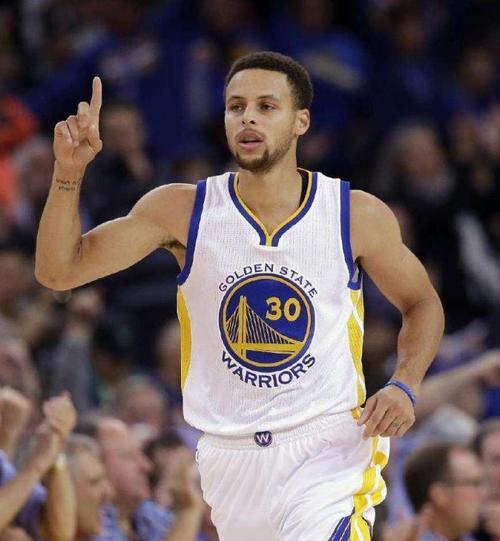 NBA得分榜（揭秘现代篮球历史中的得分之王及其绝技）