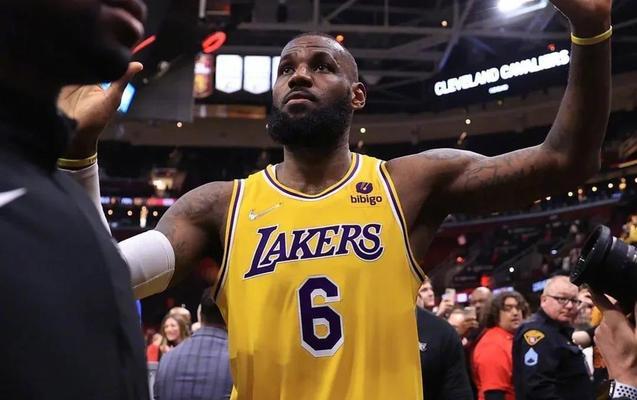 NBA球星篮球胜率排行榜（揭秘NBA球星在篮球赛场上的胜负战绩，看看谁是真正的王者！）