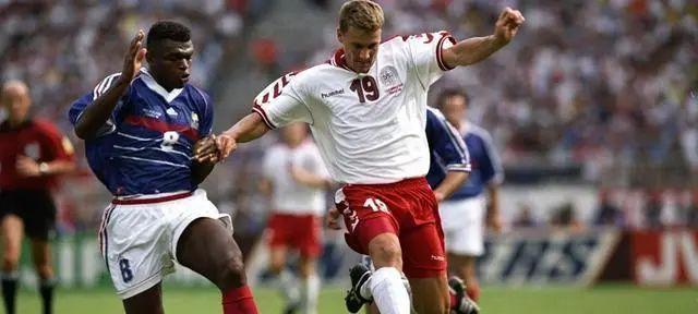 世界杯23年（见证辉煌与梦想的23个年头）