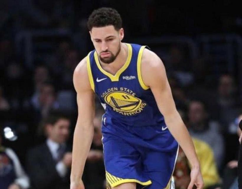 NBA球星推特关注排行榜（探秘NBA球星在推特上的人气，揭晓关注排行榜）