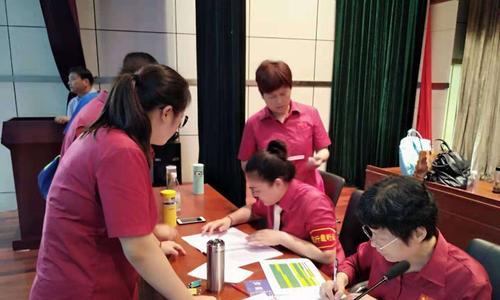 揭秘乒乓球裁判的工作内容（深入了解乒乓球裁判的角色和责任）