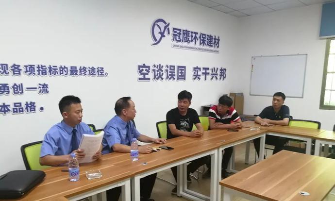 乒乓球练习的艰辛与乐趣（通过坚持训练和挑战自我，感受乒乓球带来的快乐）