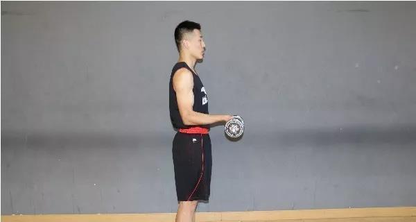 小臂阻挡（揭秘小臂阻挡技巧，提升篮球防守效果）
