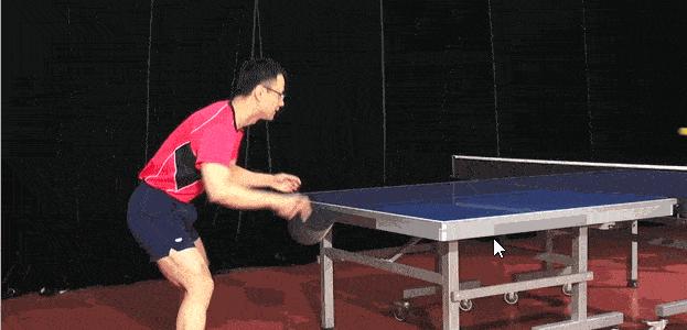 掌握乒乓球左右转换技巧的秘诀（新手乒乓球爱好者必备的左右转换技巧及训练方法）