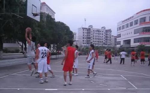 篮球防守战术及不同位置角色分配（了解篮球防守战术，掌握不同位置的角色与职责）